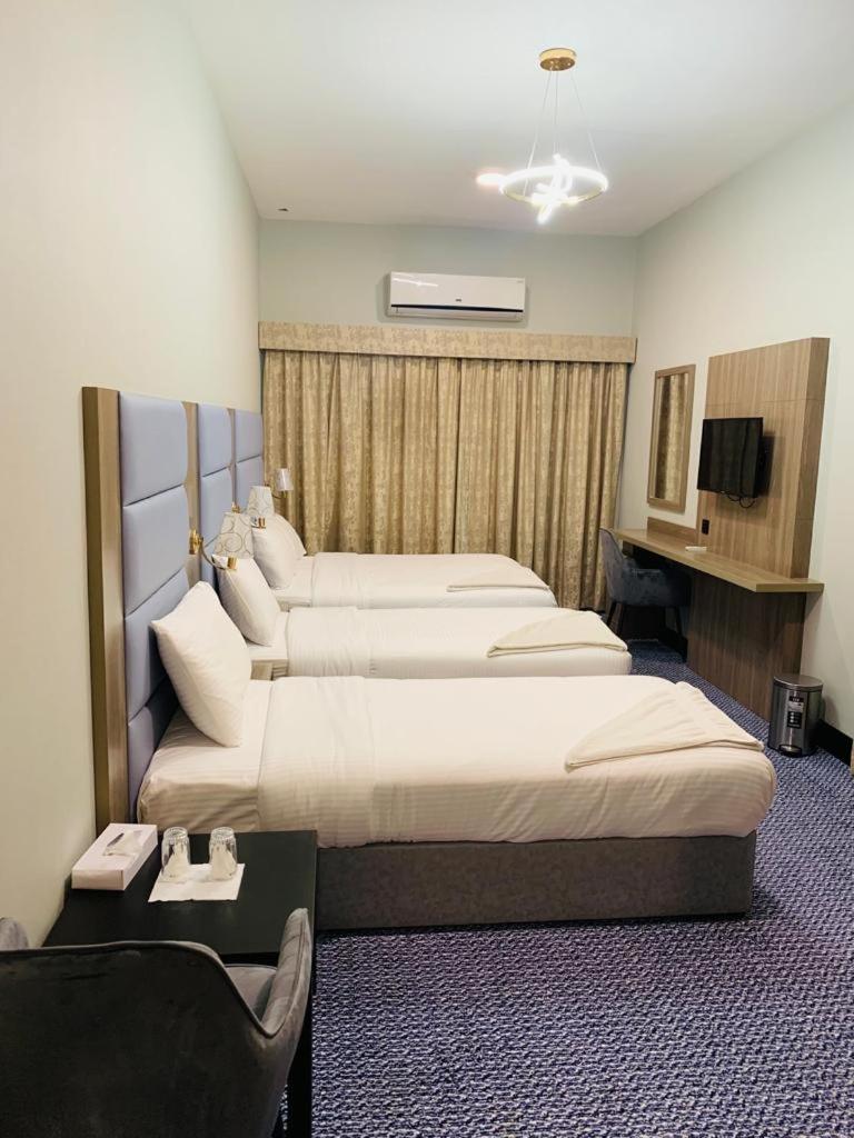 Silver Sand Hotel Dubaï Extérieur photo